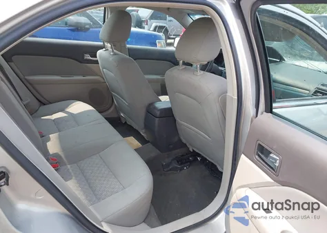 2010 Ford Fusion Se z USA, uszkodzony, nr VIN 3FAHP0HA4AR341971